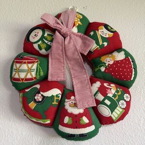 Vintage Cloth Christmas Wreath Stuffed Patchwork Holiday‎ Fabric Handmade